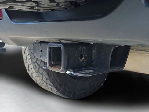 Used 2018 Jeep Wrangler Unlimited Sahara image 17