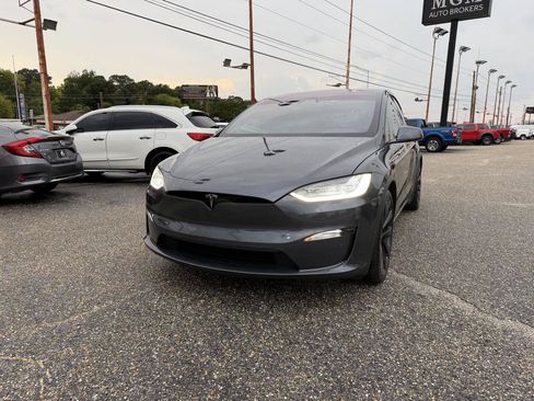 Used 2022 Tesla Model X Plaid AWD/4WD image 8
