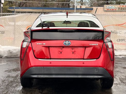 Used 2017 Toyota Prius Two w/ Prius Two Safety Plus Package image 10