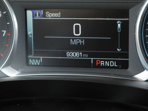 Used 2019 Chevrolet Traverse LT w/ LPO, Floor Liner Package AWD/4WD image 21