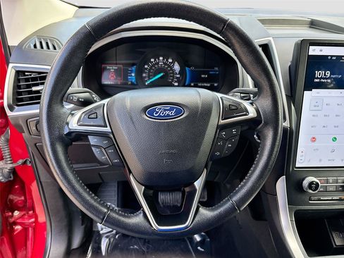 Used 2024 Ford Edge SEL AWD/4WD image 11