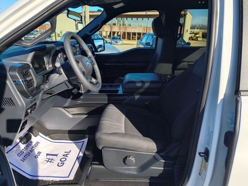 Used 2025 Ford F150 STX image 13