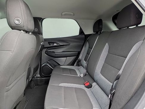 Certified 2025 Chevrolet TrailBlazer LT w/ LT Cold Weather Package FWD image 13