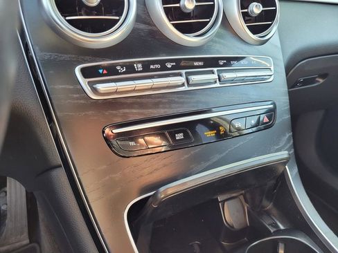 Used 2022 Mercedes-Benz GLC 300 image 16