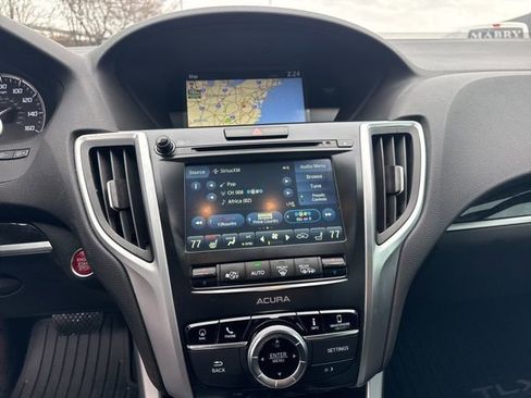 Used 2018 Acura TLX V6 SH-AWD w/ Technology Pkg image 16