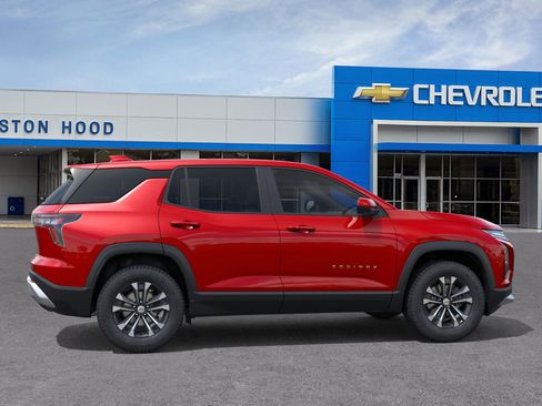 New 2026 Chevrolet Equinox LT w/ Convenience Package II image 5