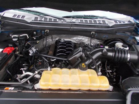 Used 2017 Ford F150 XLT w/ Equipment Group 301A Mid image 9