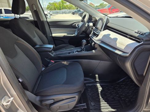 Used 2022 Jeep Compass Sport AWD/4WD image 17
