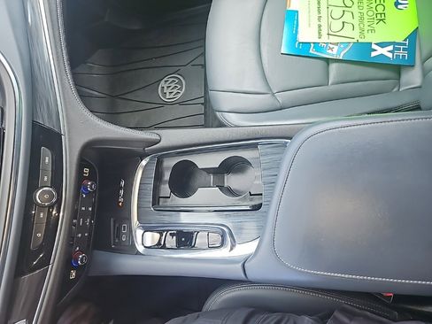 Used 2024 Buick Enclave Essence w/ Trailering Package, 5000 lbs. image 18