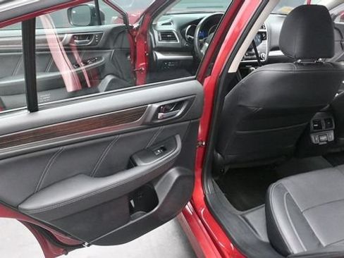 Used 2018 Subaru Legacy 2.5i Limited w/ Popular Package #2A AWD/4WD image 21