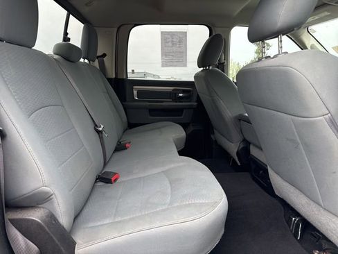 Used 2019 RAM 1500 Classic SLT AWD/4WD image 12