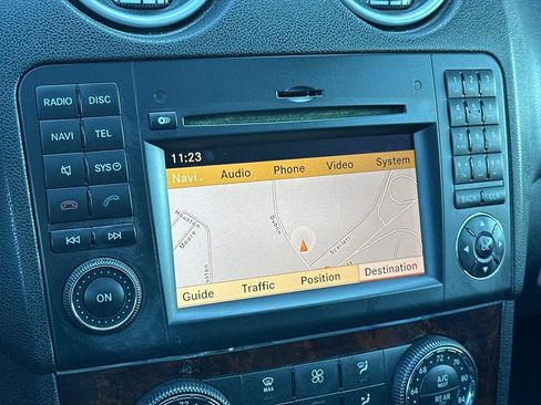 Used 2010 Mercedes-Benz ML 350 4MATIC image 19