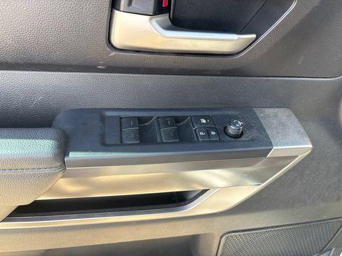 Used 2022 Toyota Tundra SR5 RWD image 12