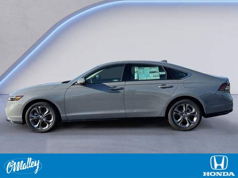 New 2025 Honda Accord EX-L image 2