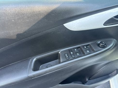 Used 2016 Chevrolet Spark LT FWD image 12
