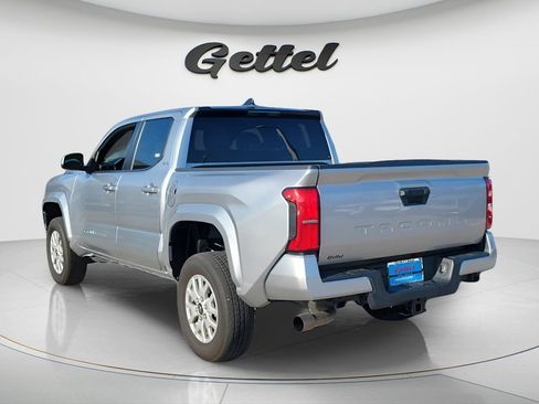 Used 2024 Toyota Tacoma SR5 RWD image 7