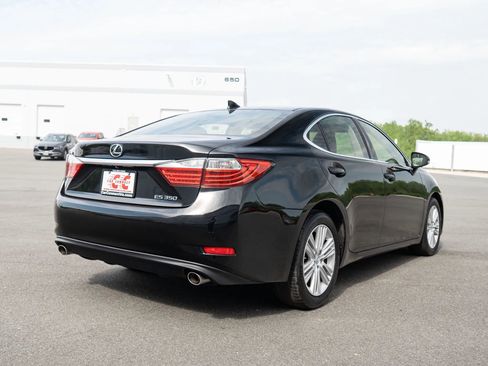 Used 2015 Lexus ES 350 w/ Premium Package image 6