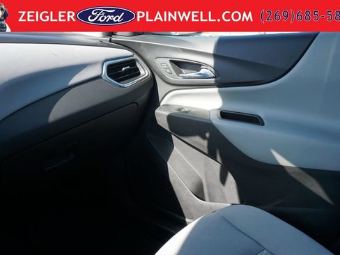 Used 2019 Chevrolet Equinox LS AWD/4WD image 31