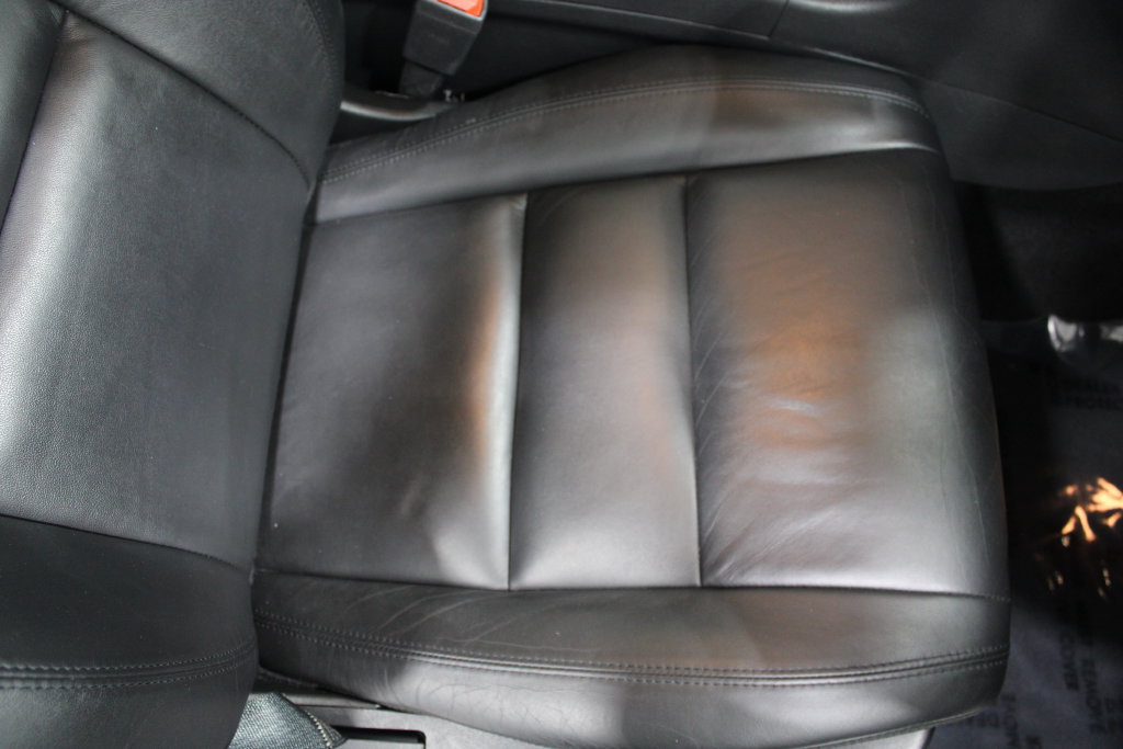 Used 2019 Jeep Grand Cherokee Limited AWD/4WD image 26