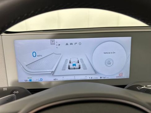 Used 2023 Hyundai Ioniq 5 SE image 17