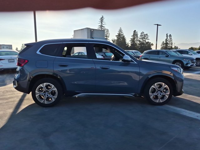 Used 2023 BMW X1 xDrive28i w/ Convenience Package AWD/4WD image 4