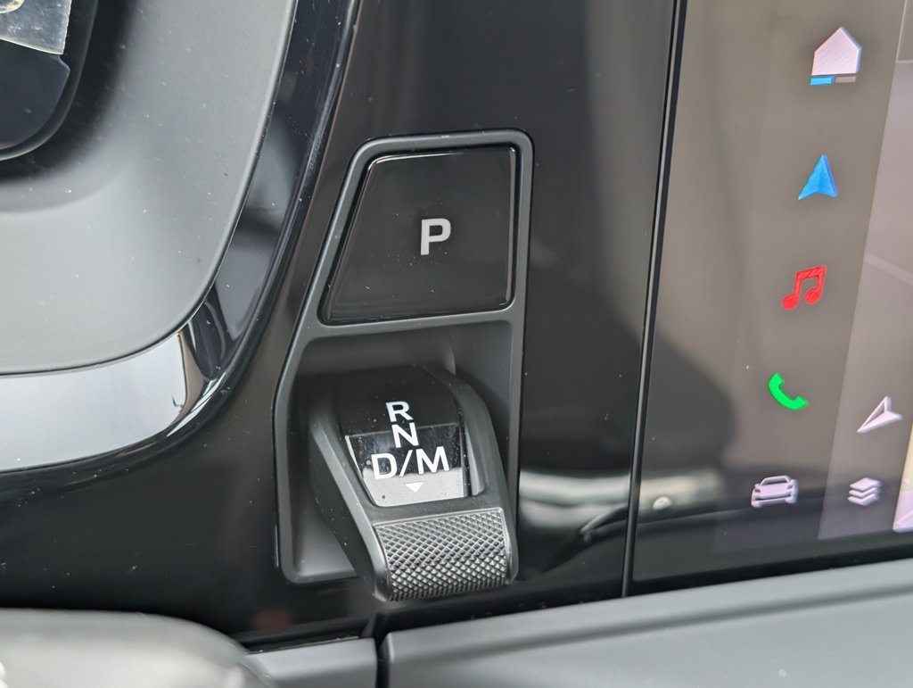 Certified 2025 Porsche Panamera RWD image 26
