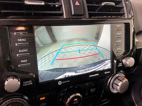 Used 2024 Toyota 4Runner TRD Off-Road Premium image 17