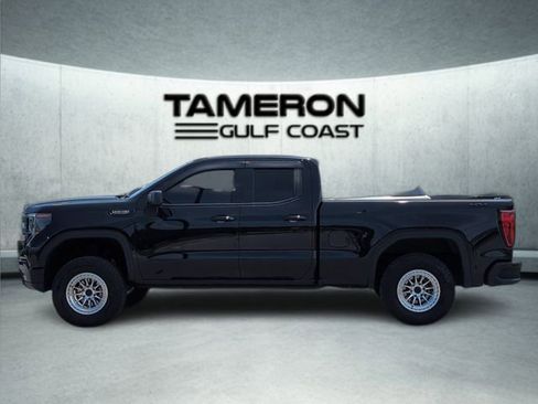 Used 2024 GMC Sierra 1500 Elevation AWD/4WD image 2