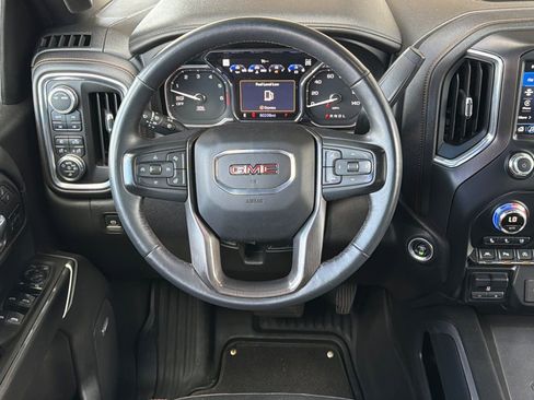 Used 2021 GMC Sierra 1500 AT4 w/ AT4 Value Package AWD/4WD image 13