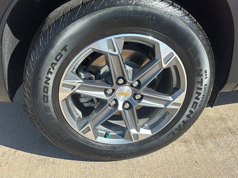 Used 2023 Chevrolet Blazer LT image 11