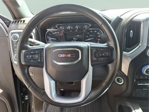 Used 2021 GMC Sierra 1500 SLT w/ SLT Convenience Package AWD/4WD image 15