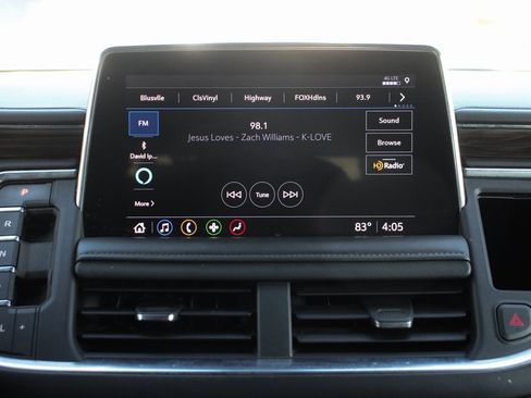 Used 2021 Chevrolet Suburban LS w/ Driver Alert Package image 26