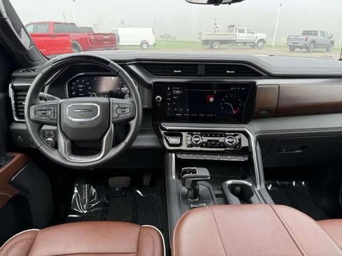 Used 2026 GMC Sierra 1500 Denali Ultimate AWD/4WD image 15