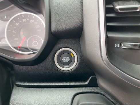 New 2026 RAM 1500 4x4 Crew Cab image 24