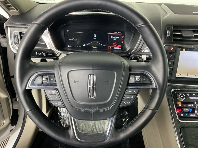 Used 2017 Lincoln Continental Reserve w/ Luxury Package AWD/4WD image 19