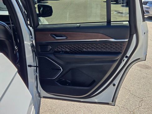 Certified 2023 Jeep Grand Cherokee L Summit w/ Advanced Protech Group IV image 8