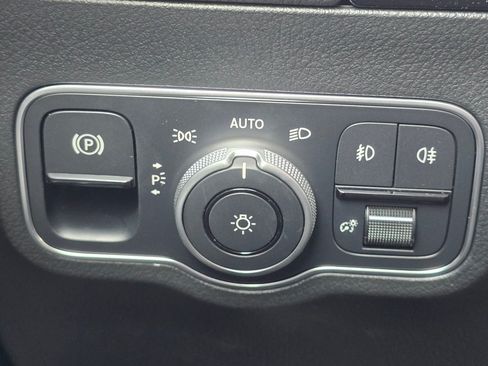 New 2026 Mercedes-Benz GLA 250 4MATIC image 36