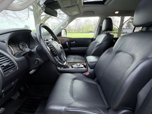 Used 2021 Nissan Armada SL w/ Captain's Chairs Package AWD/4WD image 21