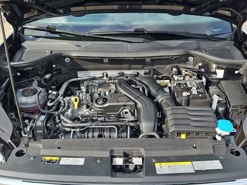 Used 2022 Volkswagen Taos SE image 10