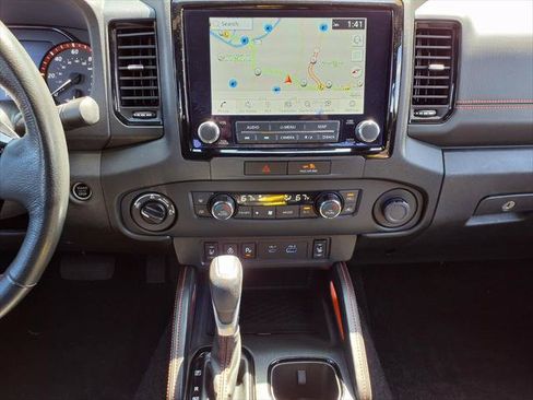 Used 2023 Nissan Frontier PRO-4X w/ Pro Convenience Package AWD/4WD image 17