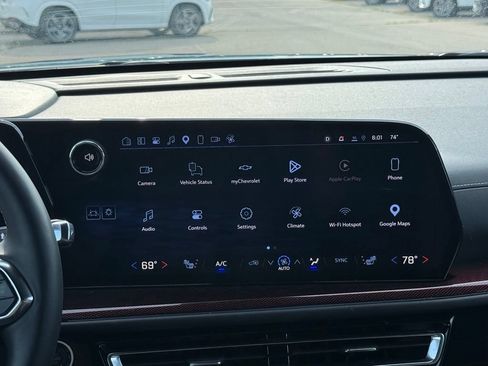 Used 2025 Chevrolet Traverse Z71 w/ Driver Confidence Package AWD/4WD image 20