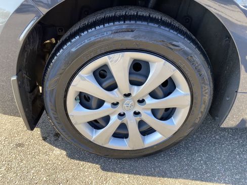 Used 2023 Toyota Corolla LE image 16