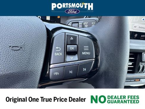 New 2024 Ford Escape SE w/ PHEV Premium Package FWD image 20