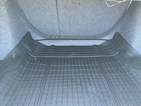 Used 2019 Honda Accord EX image 6