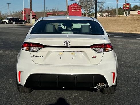 New 2026 Toyota Corolla SE image 4