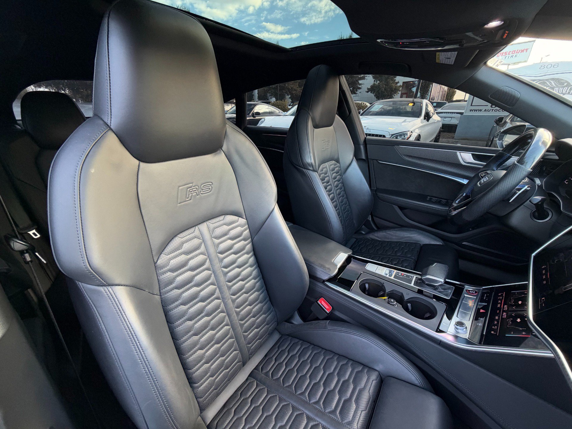 Used 2021 Audi RS 7 Sportback w/ RS 7 Executive Package AWD/4WD image 14
