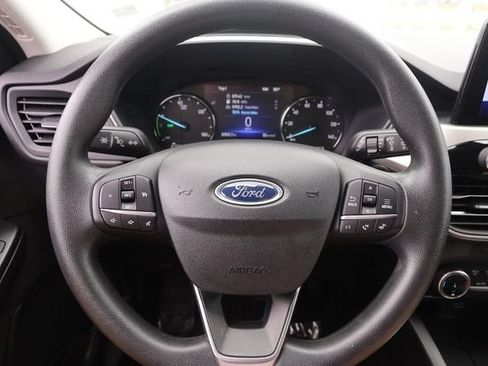 Used 2022 Ford Escape SE FWD image 10