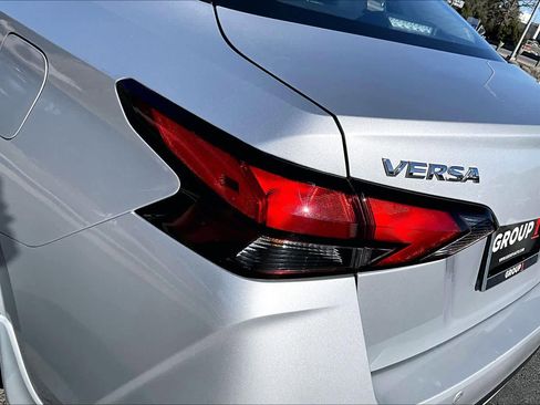 Used 2024 Nissan Versa SV w/ Trunk Package image 29