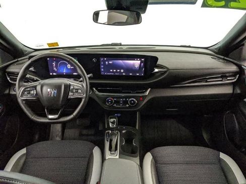 Used 2025 Buick Envista Preferred w/ Convenience I Package FWD image 7