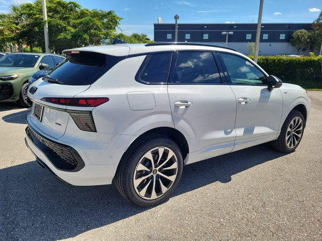 New 2026 Audi Q3 quattro 2.0T AWD/4WD image 5